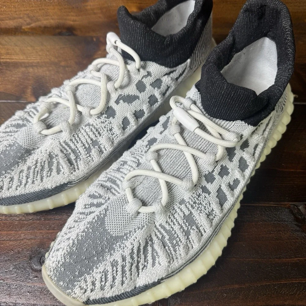 Adidas Men's Yeezy Boost 350 V2 CMPCT Slate White Panda Sz 12 (11.5